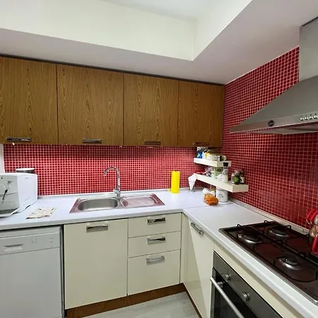 For Rent Close To Sea In Konyaalti